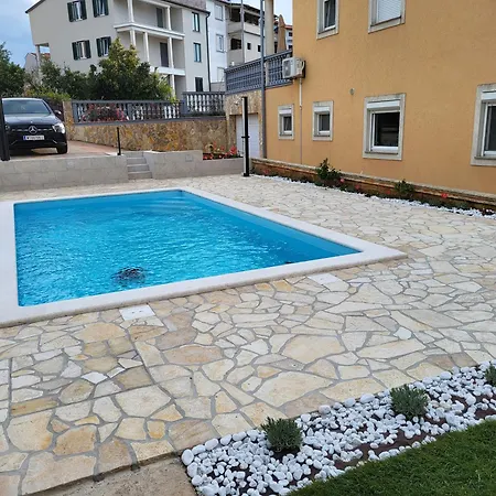 Vukadin Apartamento *