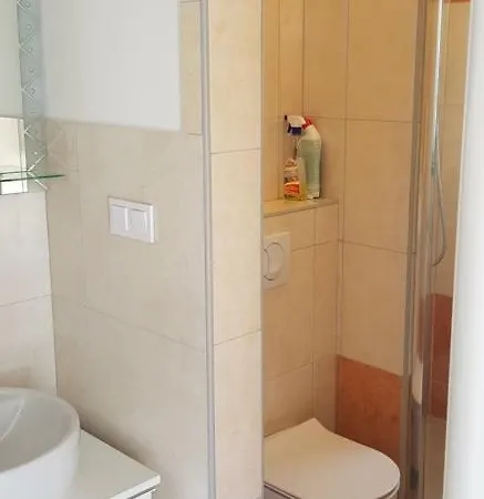 Vukadin * プーラ